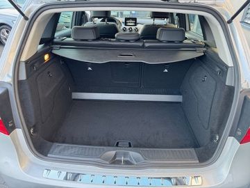 Bild 17 Mercedes-Benz B 200 Urban