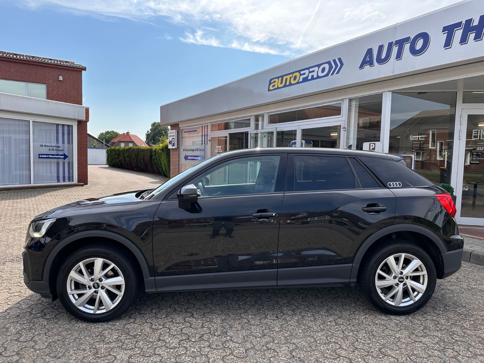 Fahrzeugabbildung Audi Q2 35 TFSI Navi/Virtual/APP/eHeck/RFK/PDC/LED