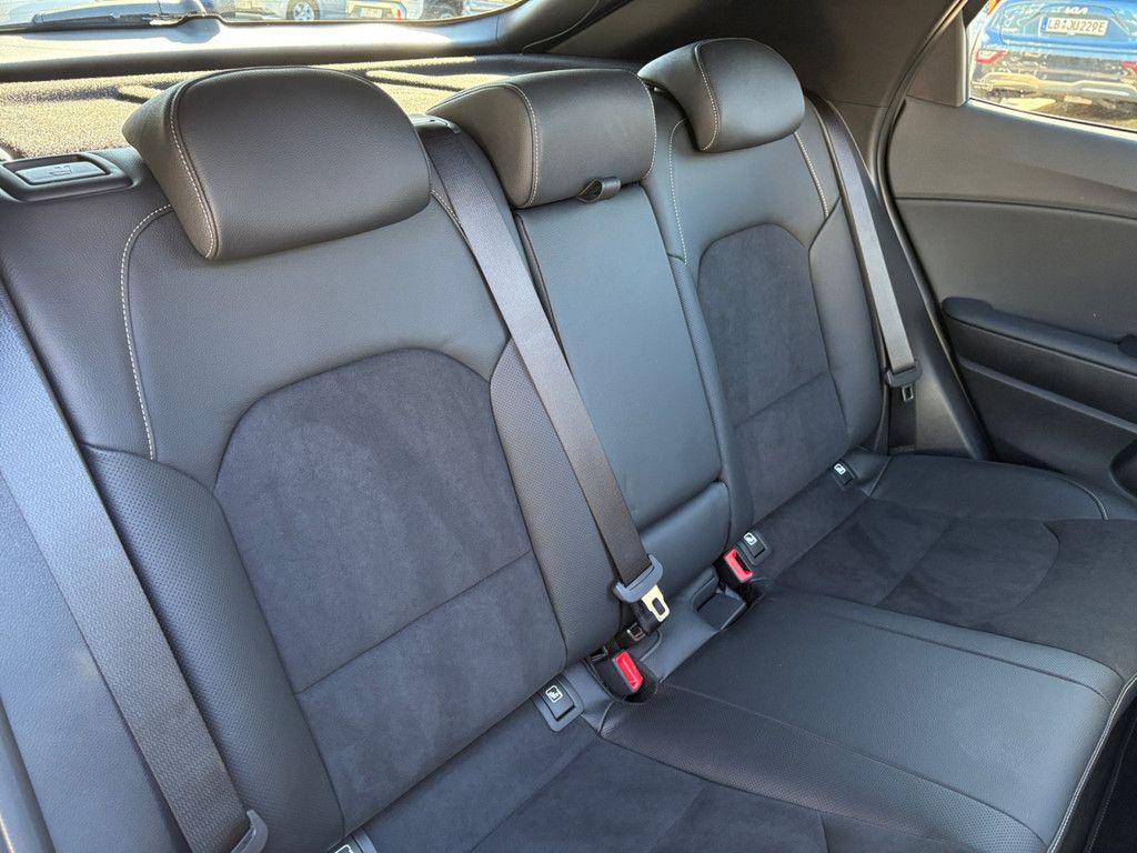Fahrzeugabbildung Kia XCEED 1.5T 140 DCT7 GT LINE Fahrschule LEDER GLA