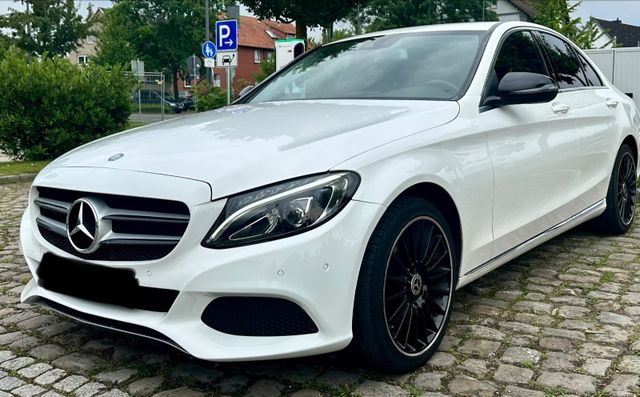 MERCEDES-BENZ C 180 AVANTGARDE BLACK &amp; WHITE LED AHK 18 ZOLL
