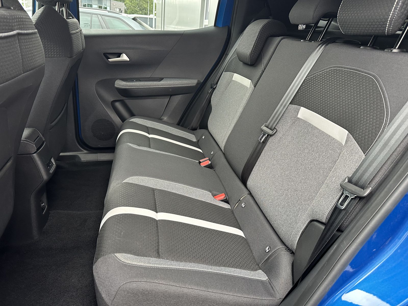 Fahrzeugabbildung Opel Frontera Electric GS NAV+LED+KAMERA+TOTW+PDC+DAB