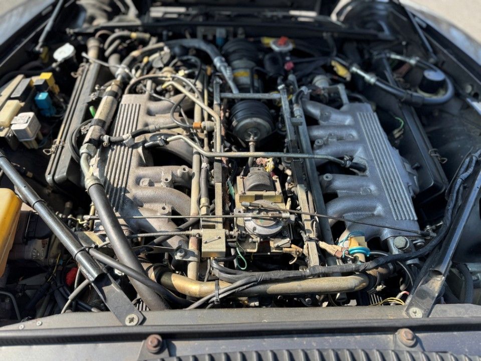 Fahrzeugabbildung Jaguar XJS 12 Zylinder Cabrio H. Zul. HU Neu