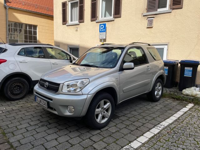 Toyota RAV 4 2.0-l-VVT-i 4x4 Automatik -