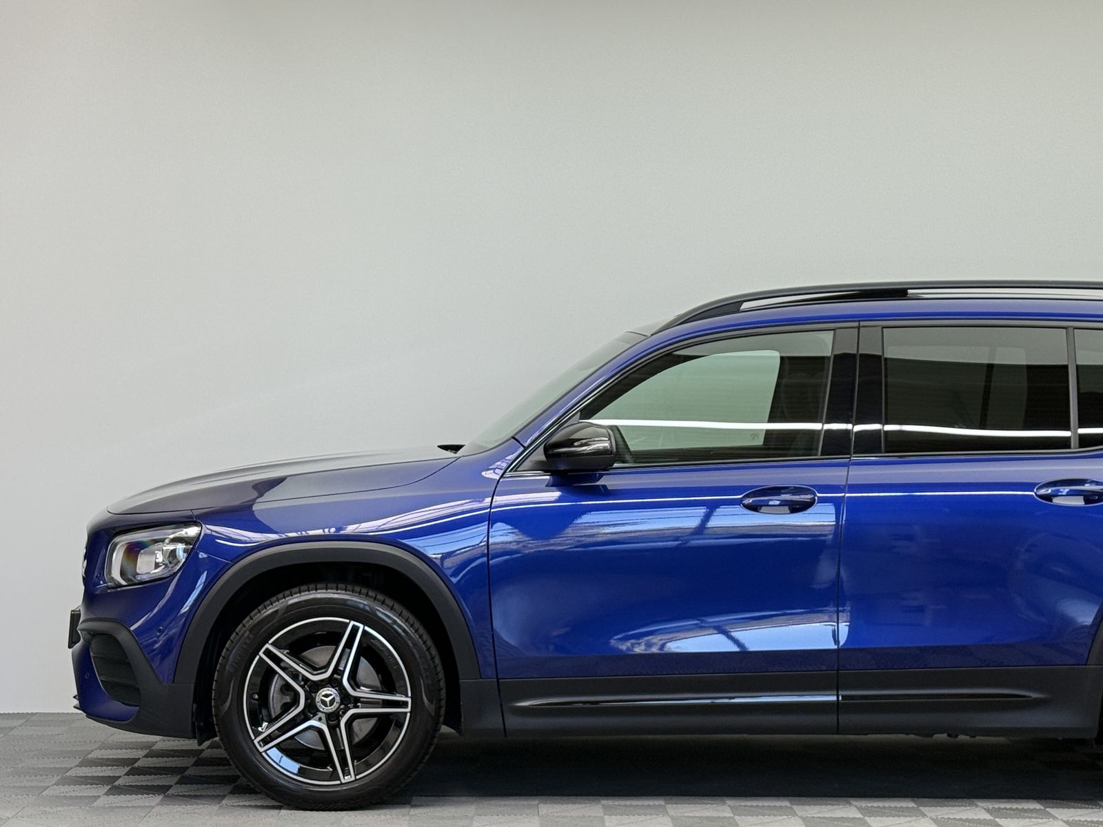 Mercedes-Benz GLB 220 d 4Matic 2.Hand AMG Line Pano AHK LED foto 25