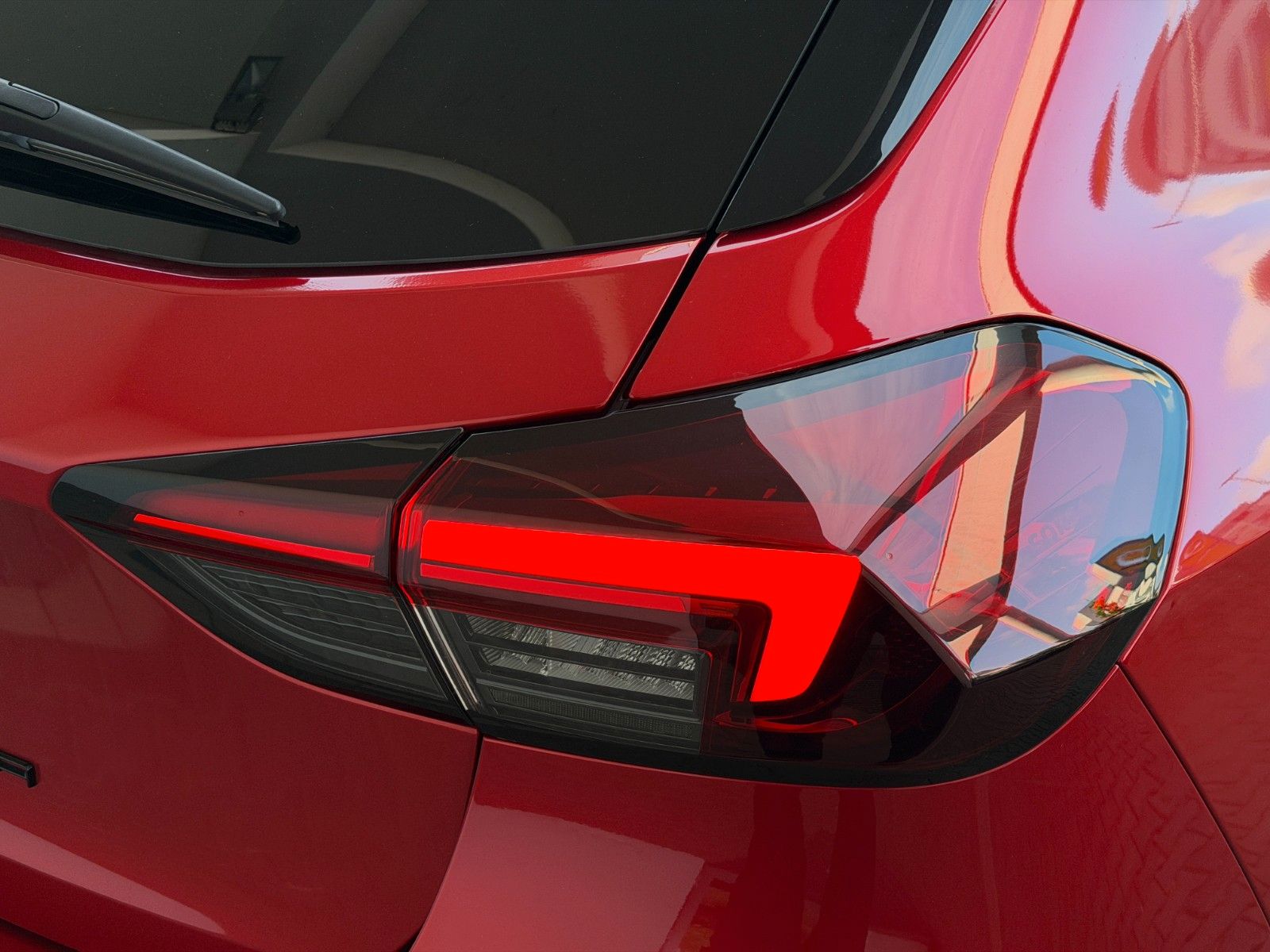 Fahrzeugabbildung Opel Corsa F YES 100PS PDC/LED/SHZ!