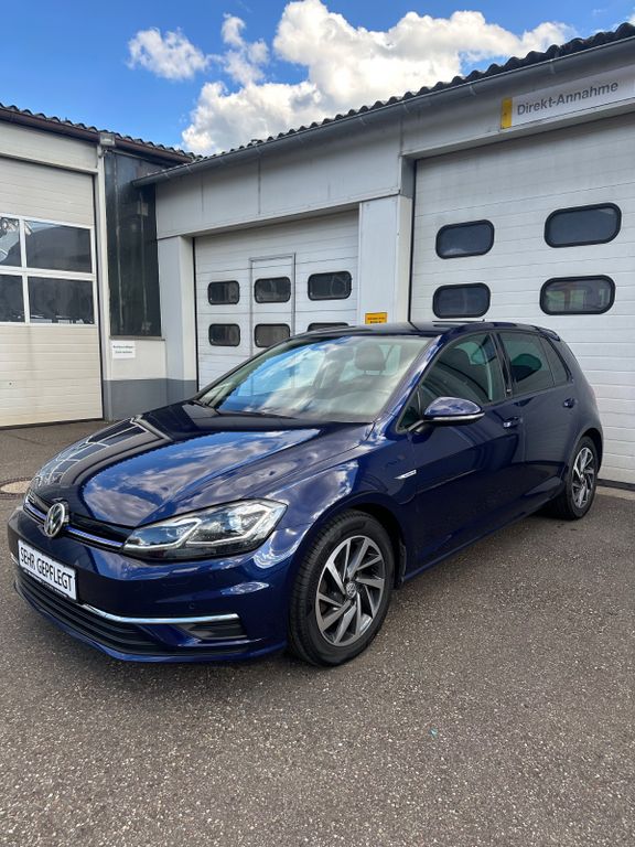 Image of Volkswagen Golf