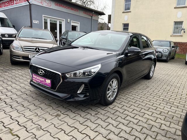 Hyundai i30 1.0 T-GDI  / Klima / Tempomat / org. 54Tkm