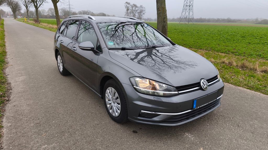 Image of Volkswagen Golf