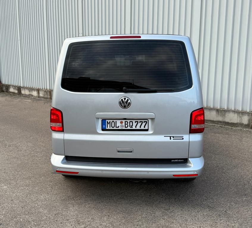 Volkswagen T5 Kombi