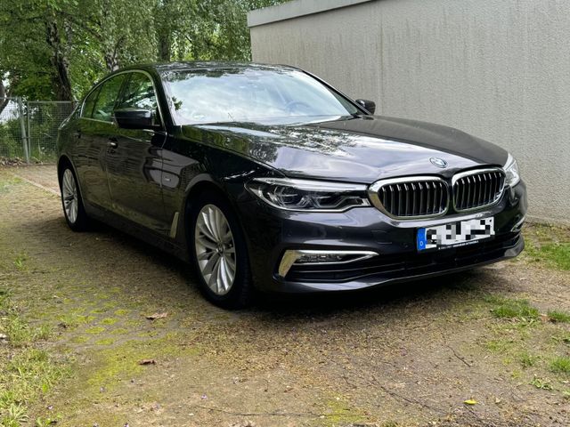 BMW 520d Luxury Line Heap-Up 