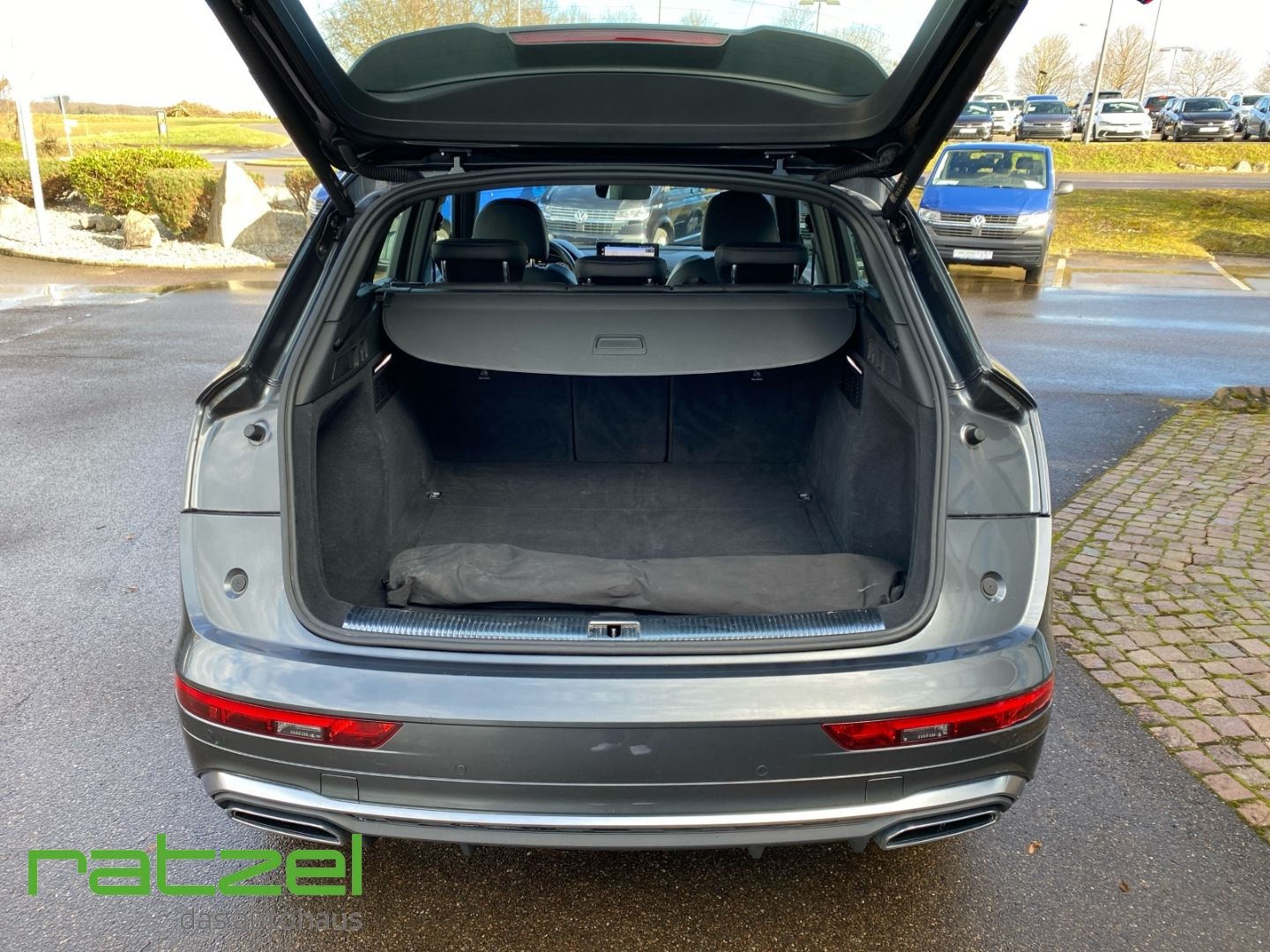 Fahrzeugabbildung Audi Q5 S line 40 TDI quattro S tronic Navi Soundsyst