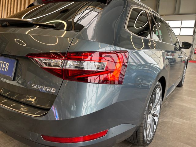 Skoda Superb Combi L&K *PANO*ACC*AHK*LEDER*NAVI*BI-XEN