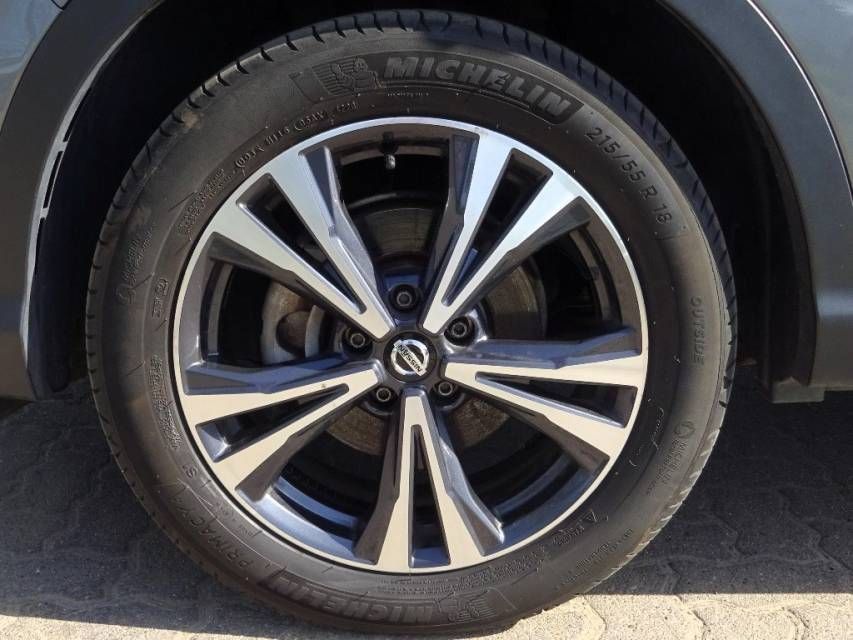 Fahrzeugabbildung Nissan QASHQAI 1.3 DIG-T  DCT-Automatik Zama