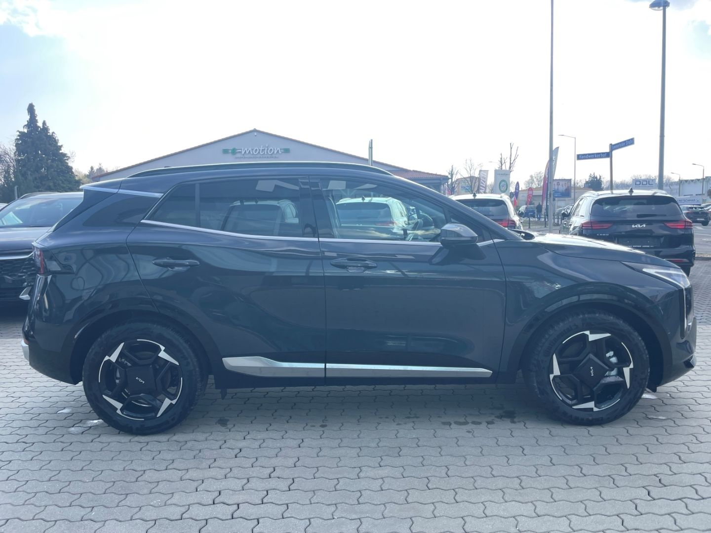 Fahrzeugabbildung Kia Sportage Spirit TotWinkAss 360°Kamera HeadUpDisp
