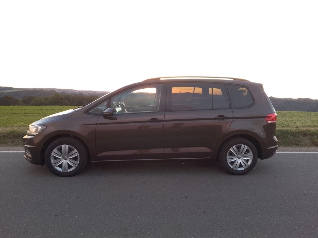 Image of Volkswagen Touran