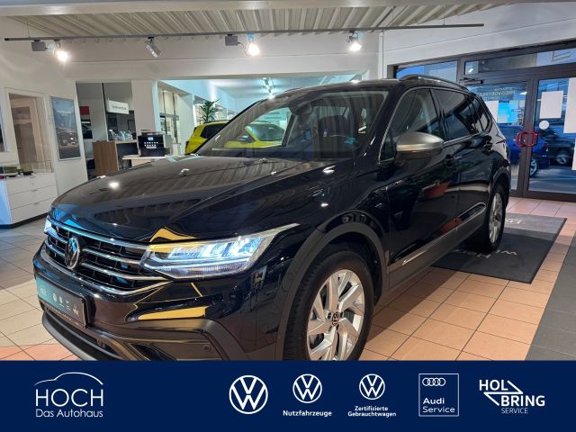 Volkswagen Tiguan Allspace 1.5 TSI+Behindertenumbau AHK+LED