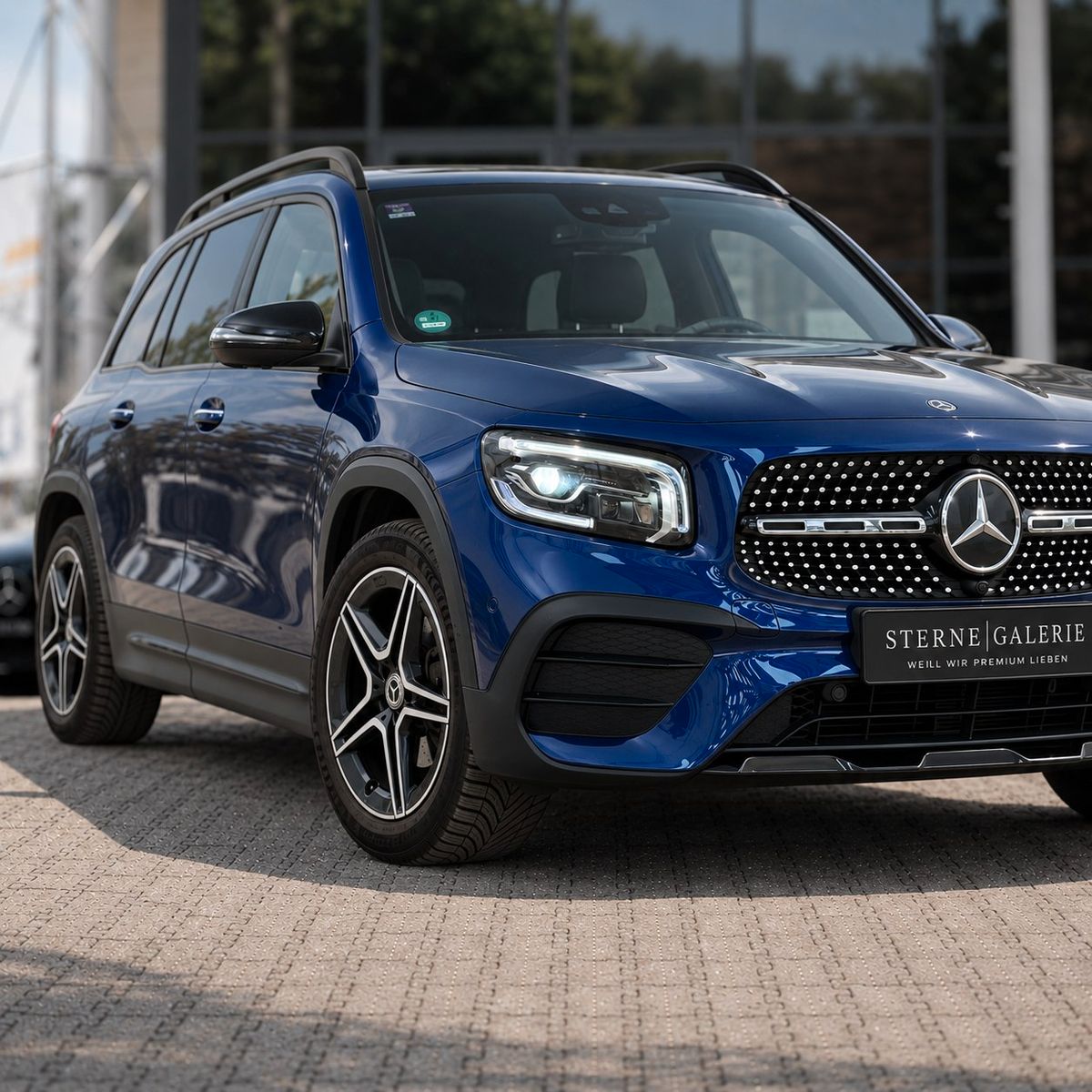 Mercedes-Benz GLB 200 AMG-LINE/NIGHT/RÜCKFAHRK/MULTIBEAM/KEYL