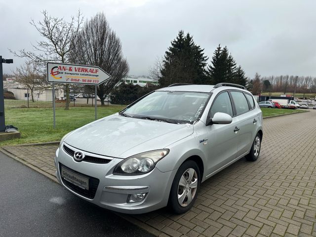 Hyundai i30 cw Classic Business 1.6 CRDi Klimaanlage