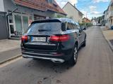 Mercedes-Benz 250 GLC - Mercedes-Benz 250: GLC