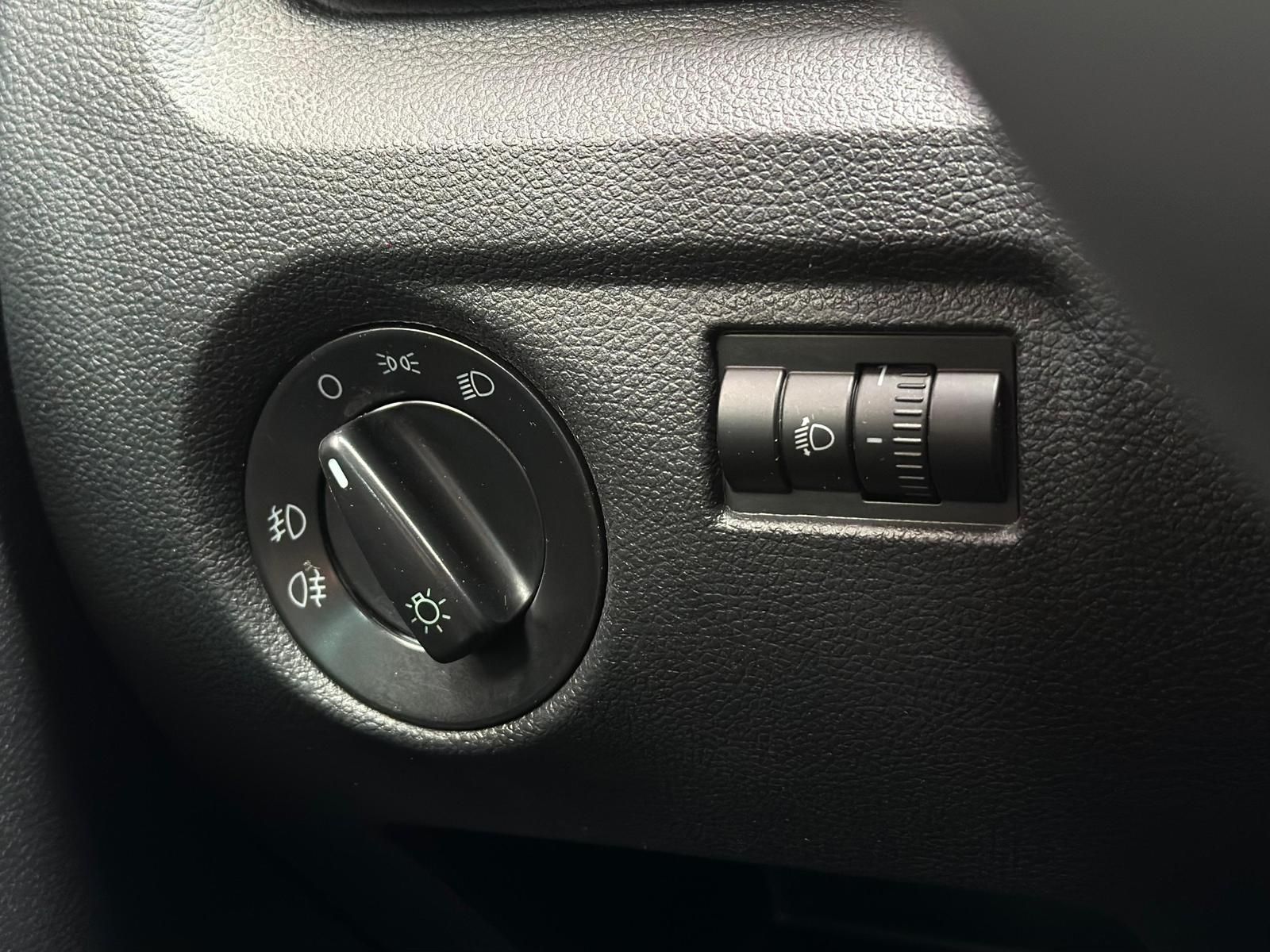 SKODA Fabia 1.2TSI FRESH COMBI* TEMPO#KLIMA#PDC#SHZ - Image 17