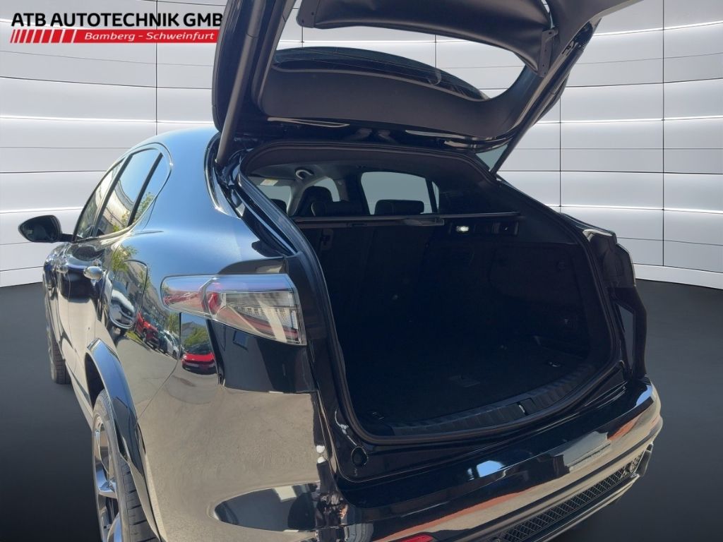 Fahrzeugabbildung Alfa Romeo Stelvio Quadrifoglio