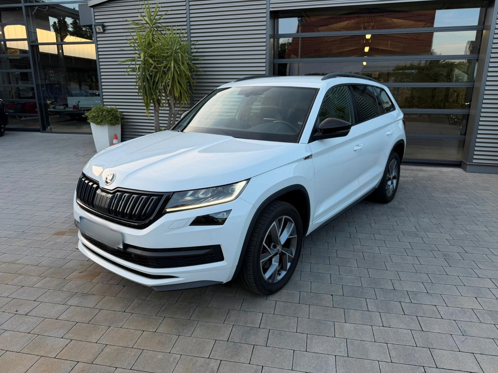 Skoda Kodiaq Sportline 4x4 2.0 TDI DSG ACC AHK 7-Sitze