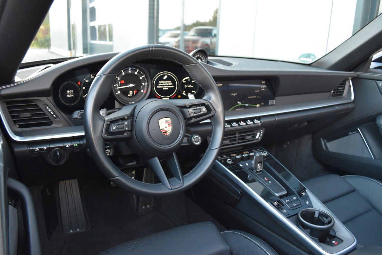 Porsche 992 CARRERA S CABRIO DESIGNPAKET BURMESTER 1HAND foto 4
