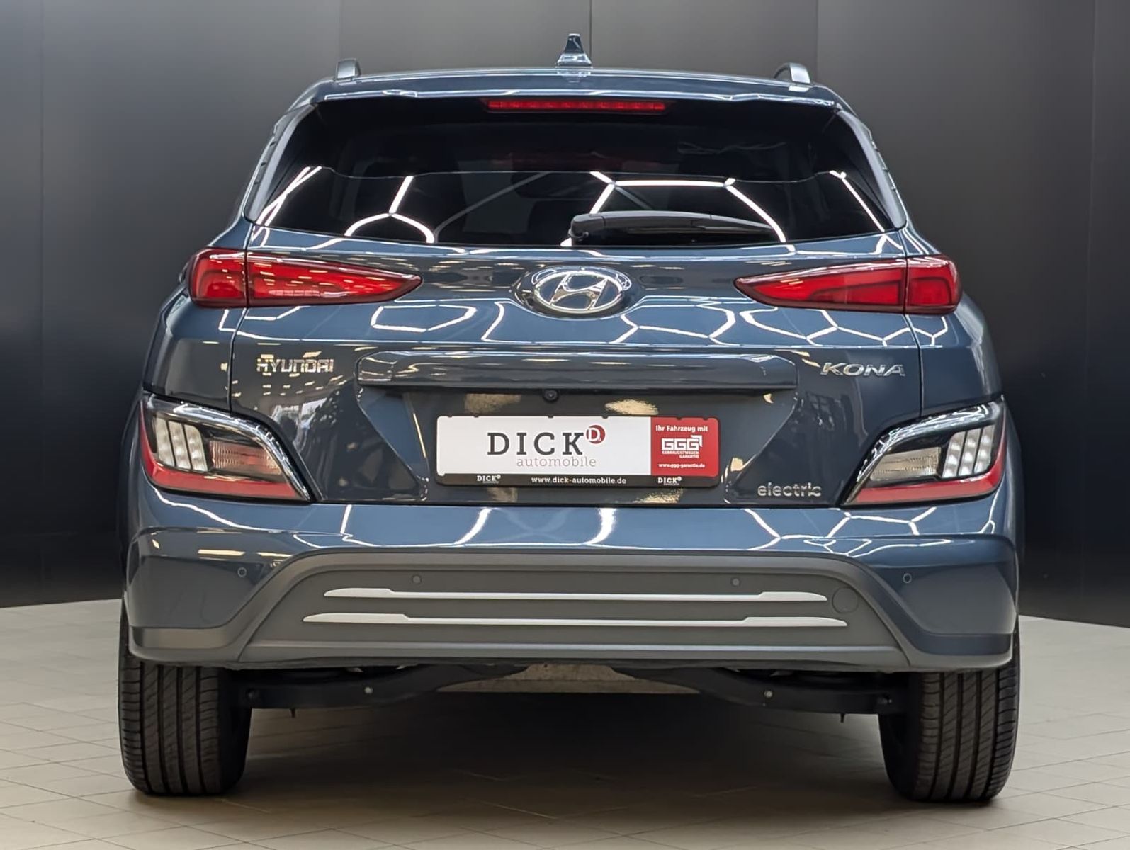 Fahrzeugabbildung Hyundai Kona Elektro Prime LEDER+LED+NAVI+HEAD+KRELL+ACC
