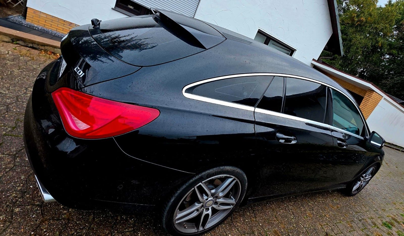 MERCEDES-BENZ CLA 220 Shooting Brake CLA 220 d 4MATIC DCT ...
