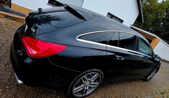 MERCEDES-BENZ CLA 220 Shooting Brake CLA 220 d 4MATIC DCT ...
