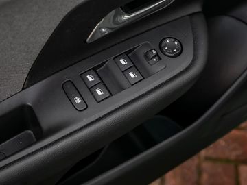 Opel Mokka e Edition Fahrerassistenz-Paket LED