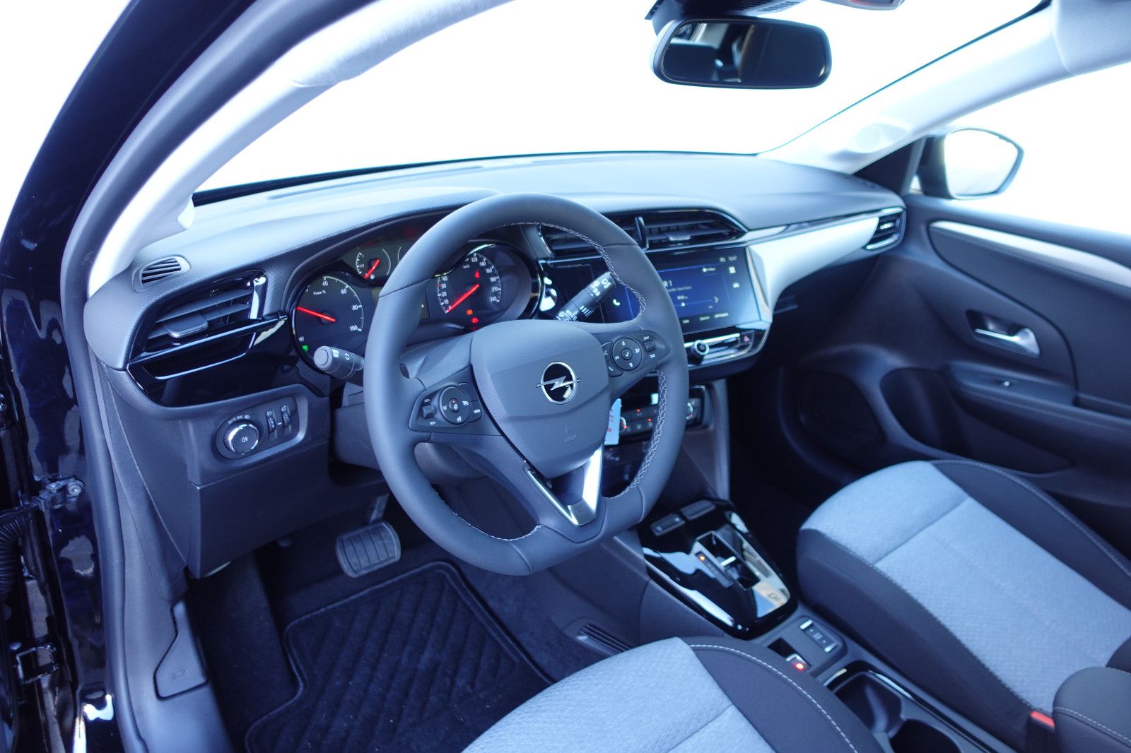 Fahrzeugabbildung Opel Corsa Hybrid Edition Sitzh.,Allwetter,LED,PDC