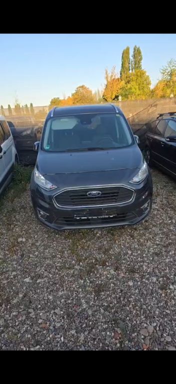 Image of Ford Tourneo