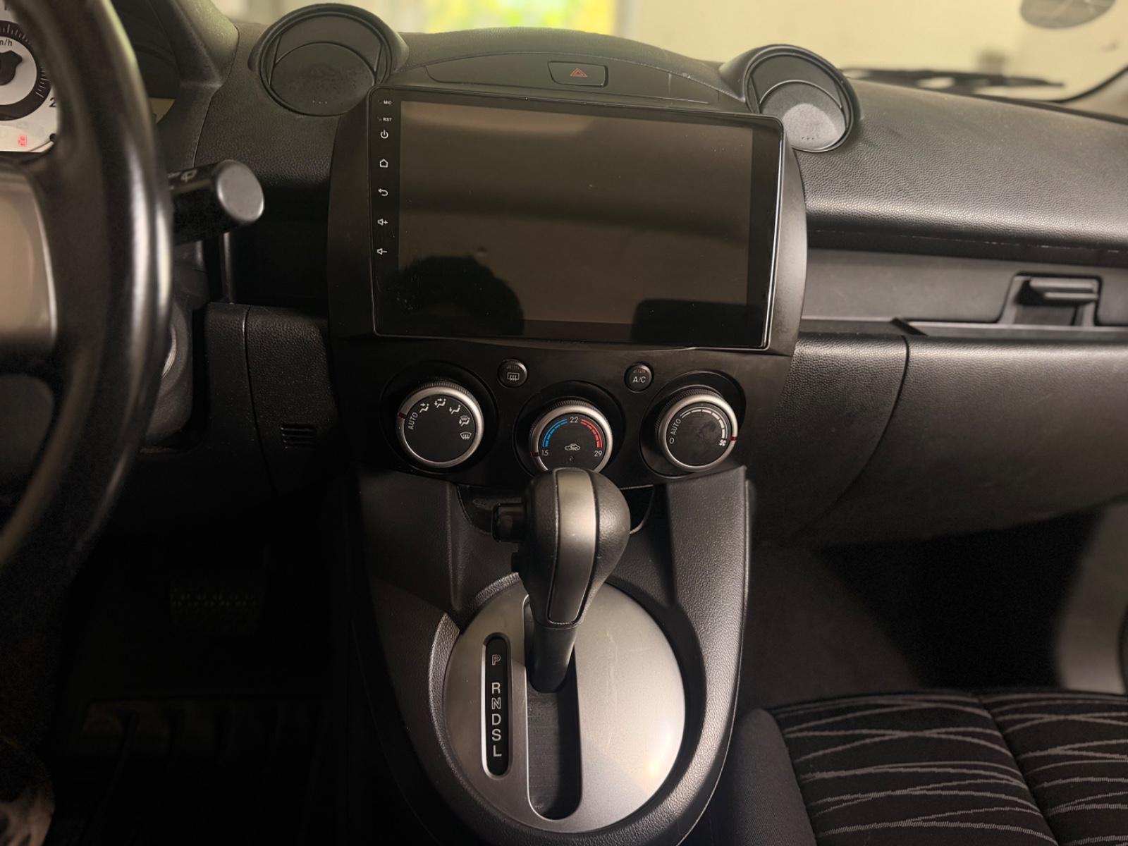 Mazda 2 Lim. 1.5 Independence