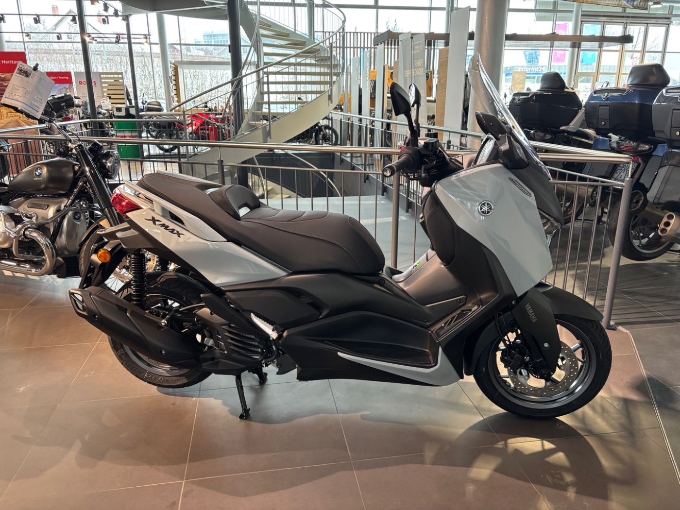 Fahrzeugabbildung Yamaha XMax 125 Tech Max Modell 2025 5 Jahre Garantie