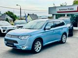 Mitsubishi Outlander PHEV INTRO 4WD*AHK*XENON*KAM*1.Hand* - Mitsubishi Outlander Gebrauchtwagen in Dresden