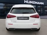 Mercedes-Benz A 180 Kompaktlimousine Progressive Distronic AHK - Mercedes-Benz A 180 aus 2025