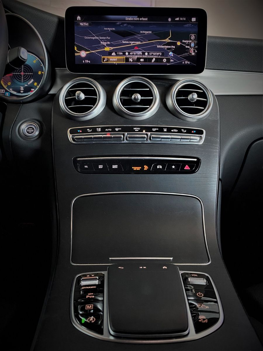 Fahrzeugabbildung Mercedes-Benz GLC220d 4Matic*AHK*Standhzg*OffRoadPro*Burmester
