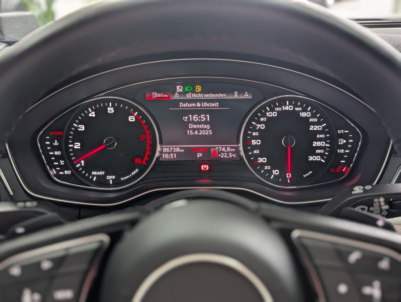 Fahrzeugabbildung Audi A4 40 TFSI advanced SPORT-DINAMICA APS MATRIX