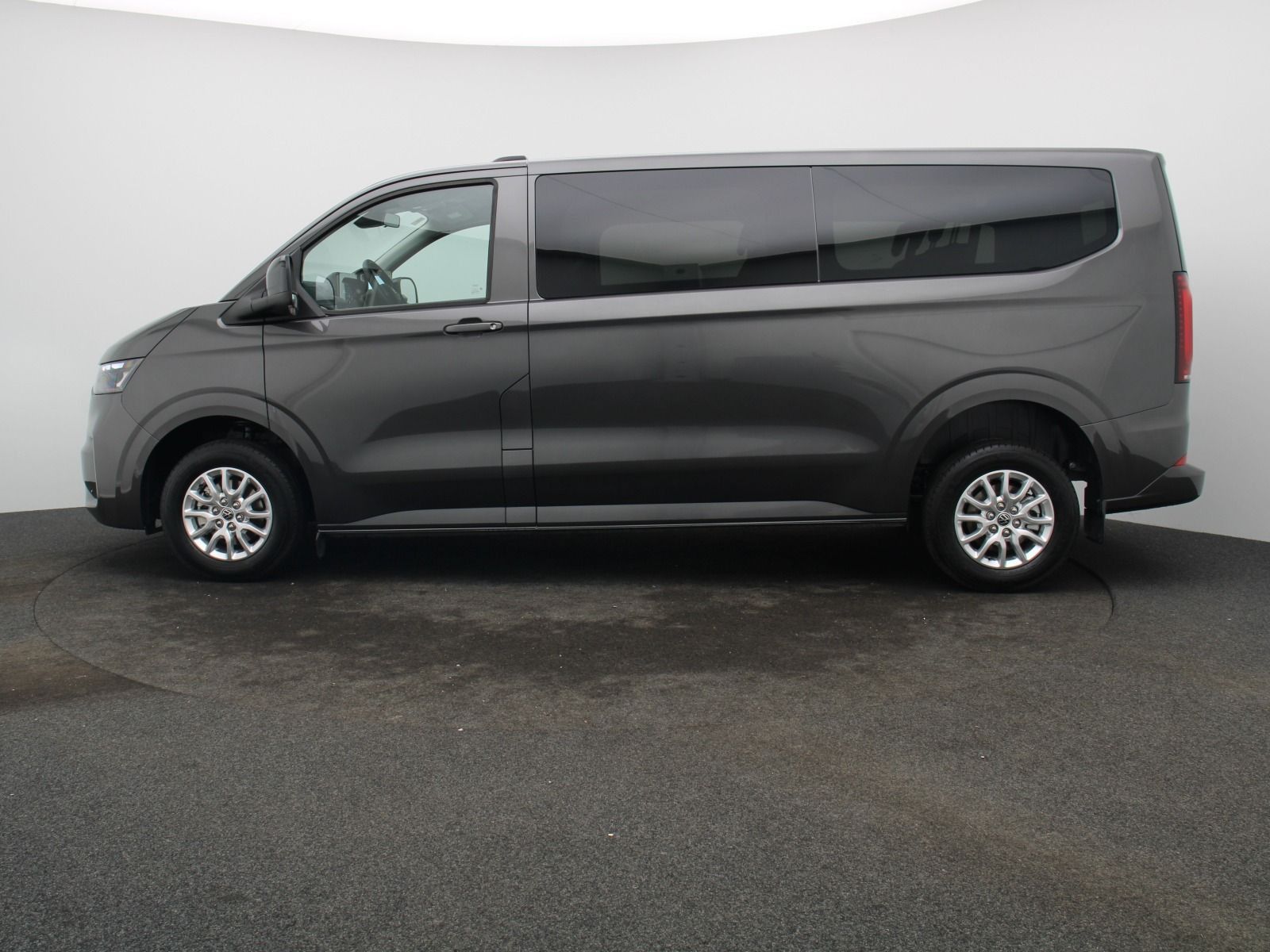 Volkswagen T7 Caravelle - Bild 5