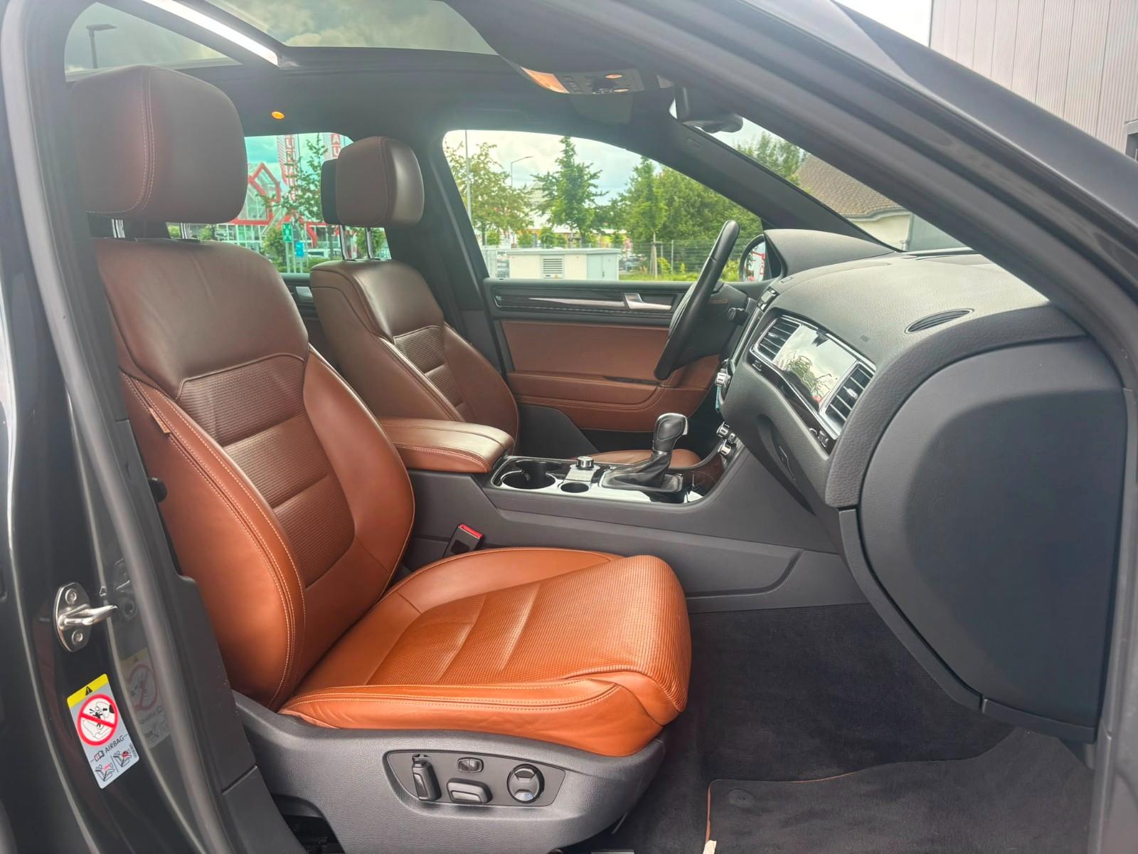 VOLKSWAGEN TOUAR V6 TDI BMT EDITION 204ch - 4X4 - TOIT PANORAMIQUE - CUIR NAPPA - SIÈGES CHAUFFANTS - BI-XÉNON