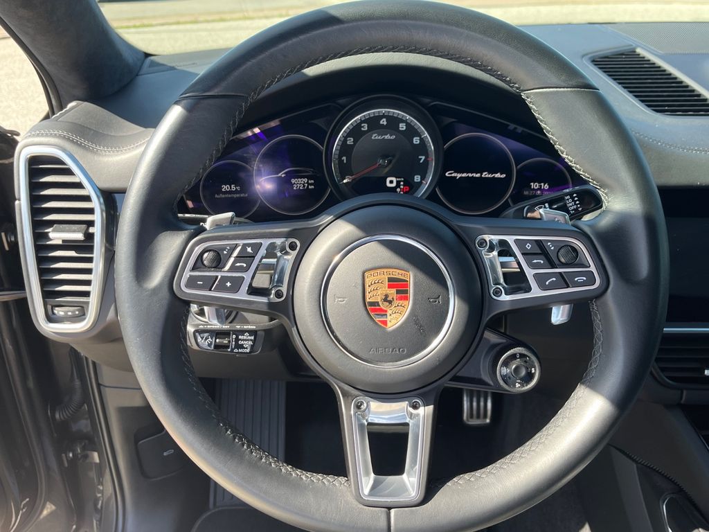 PORSCHE Cayenne Turbo Coupe Leichtbau Sport-Paket PD1 PORSCHE Cayenne Turbo Coupe Leichtbau Sport-Paket PD1