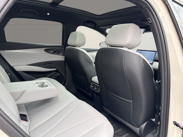 BYD Seal 6 DM-i Touring Comfort Lite+Pano+ACC+360Kam