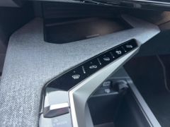 Foto Nummer 23: PEUGEOT 5008
