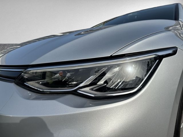 Golf VIII Variant 2.0 TDI DSG LED+NAVI+ACC+SIHZ+