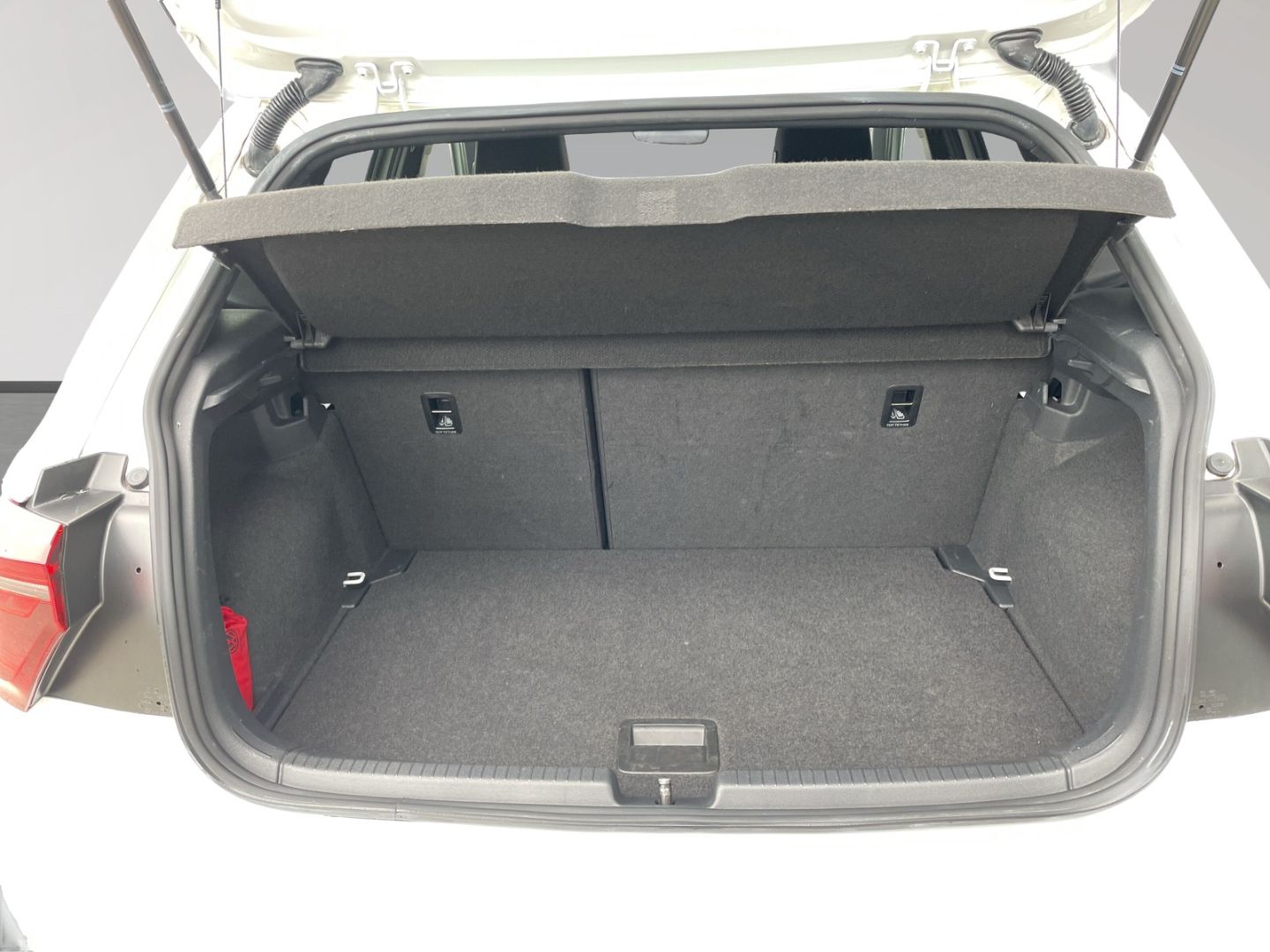 Volkswagen Polo - Bild 9
