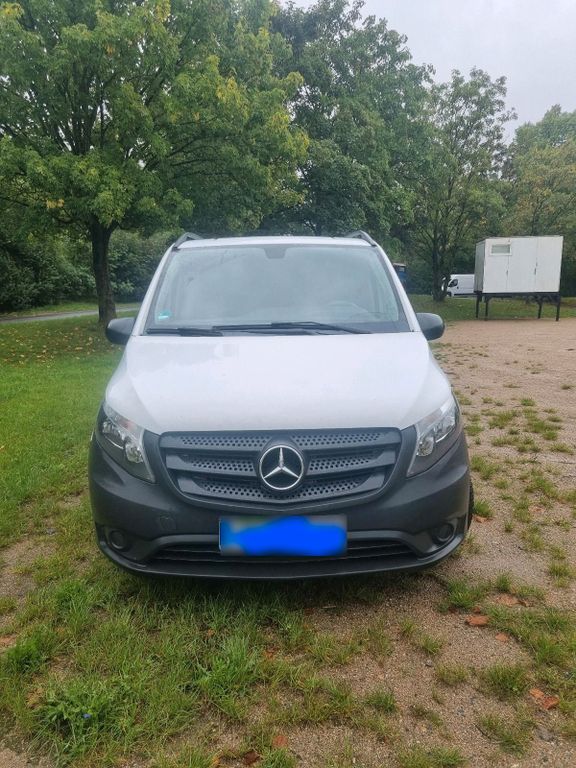 Image of Mercedes-Benz Vito