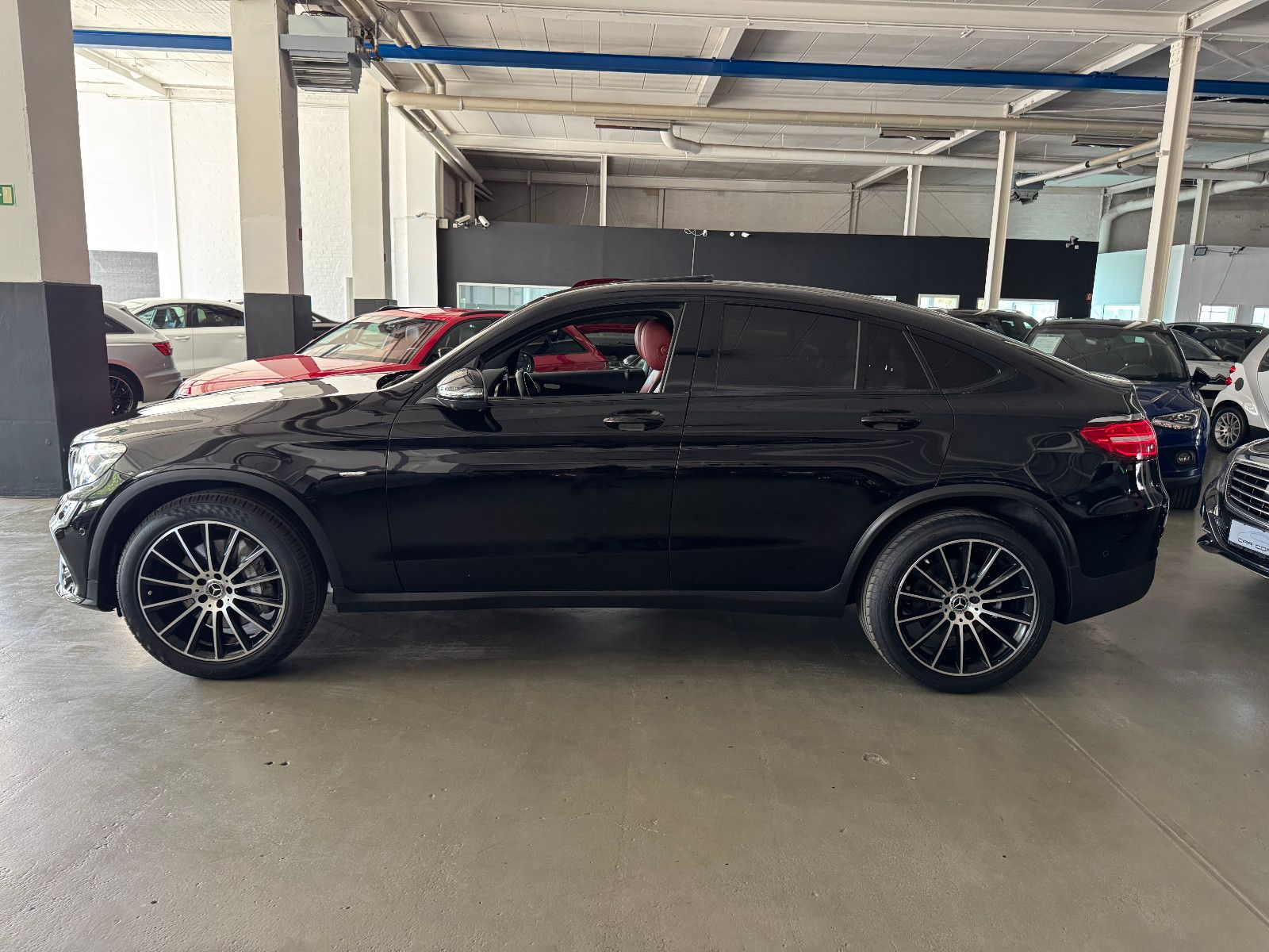 Fahrzeugabbildung Mercedes-Benz GLC 250 d COUPE 4M 9GT AMG LINE PLUS EDITION 1
