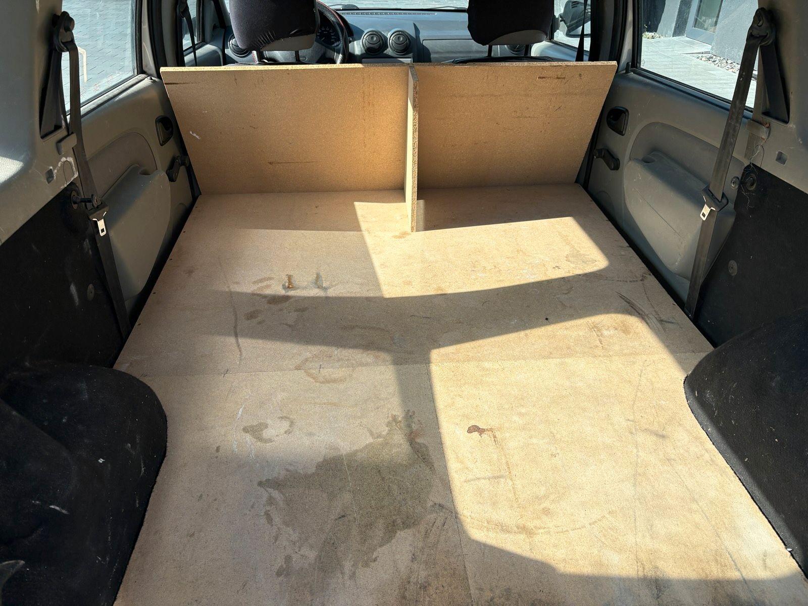 Dacia Logan 2012 — photo 9