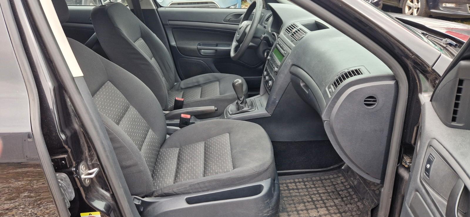 Skoda Octavia 2011 — photo 10